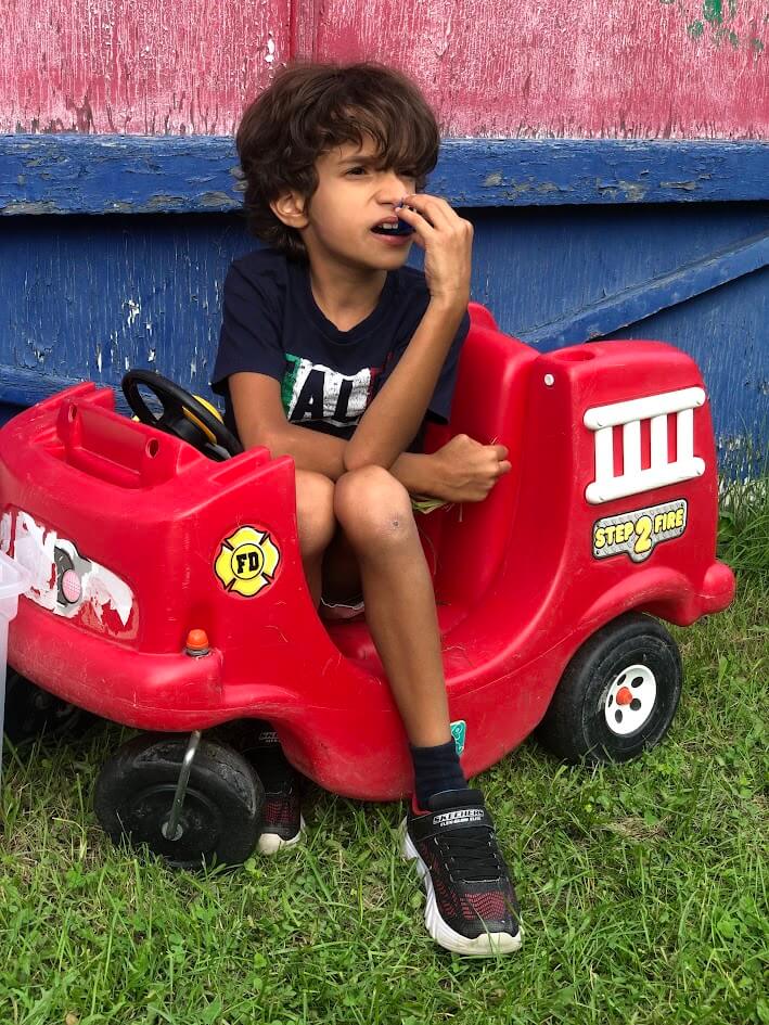 Enfant jouant pendant le répit